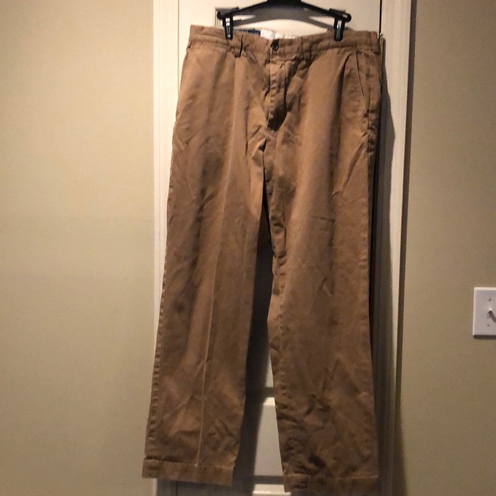 Chinos